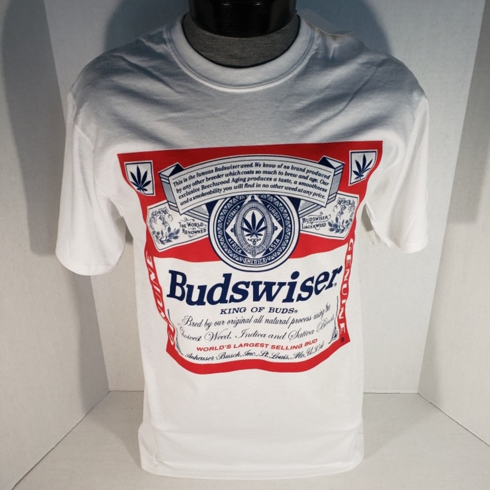 NWT Men's T-shirt 

Color white 

Size medium